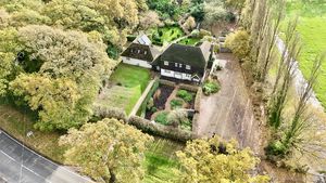 Photo 14- click for photo gallery